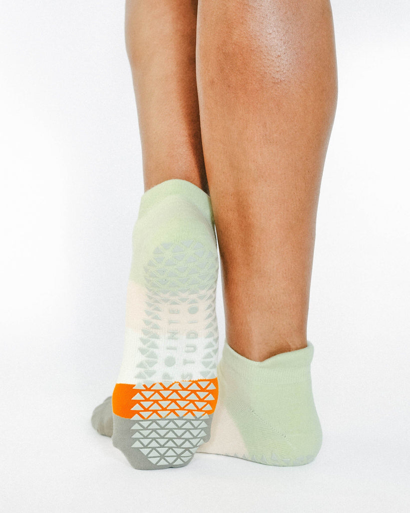 Layered Stripe Full Foot Grip Sock