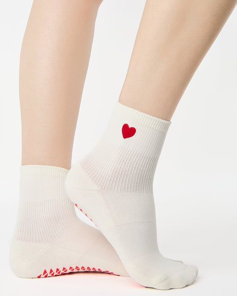 Heart Ankle Grip Socks for Pilates, Barre & Yoga | Pointe Studio